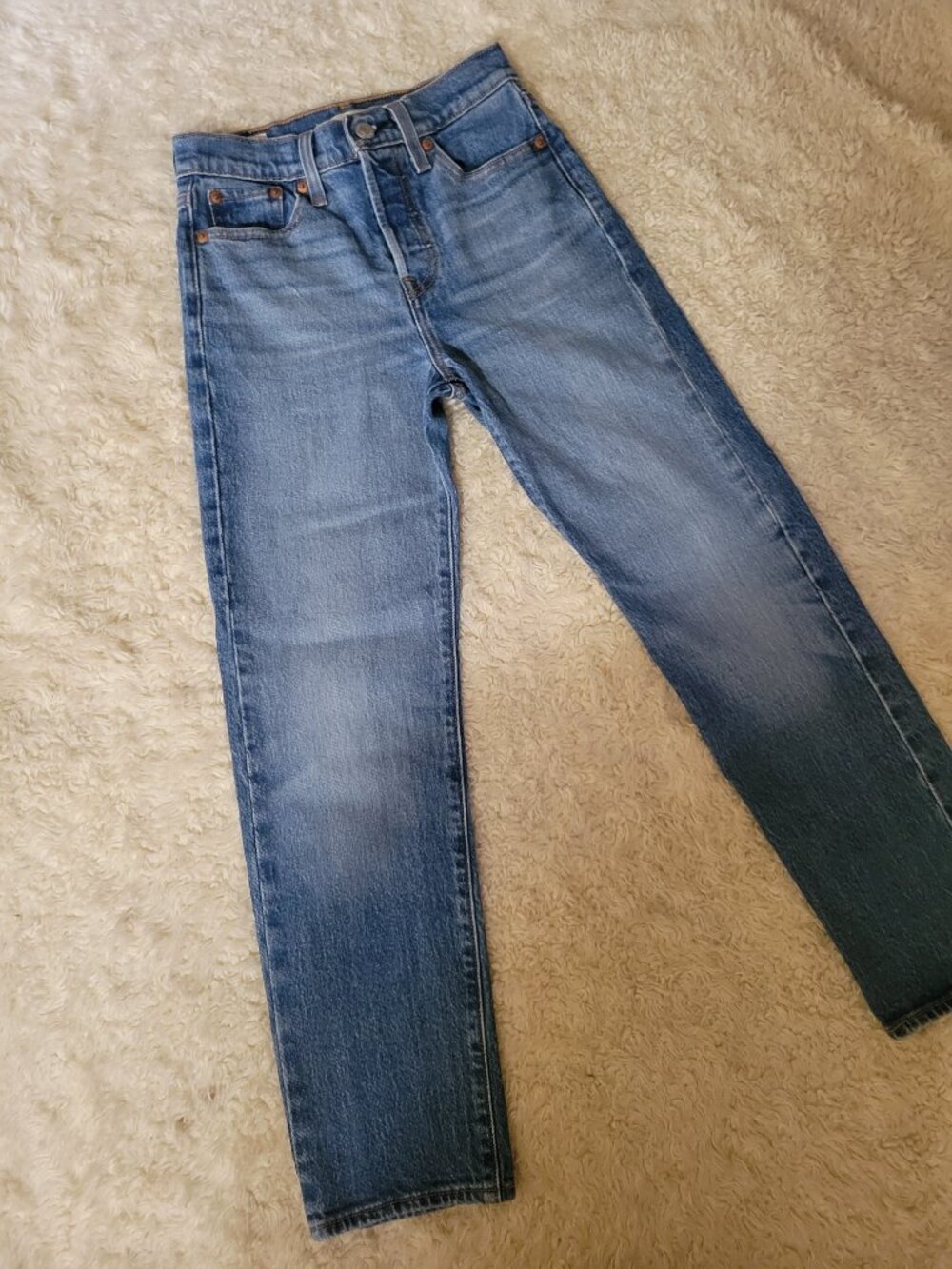 Levi's Wedgie Straight in Jazz Jive Sound Med Blue | 23 | 24" Inseam - Picture 2 of 16